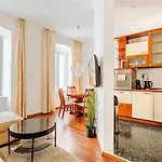 Apartment La Petite