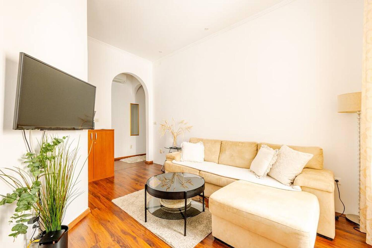 La Petite Apartment
